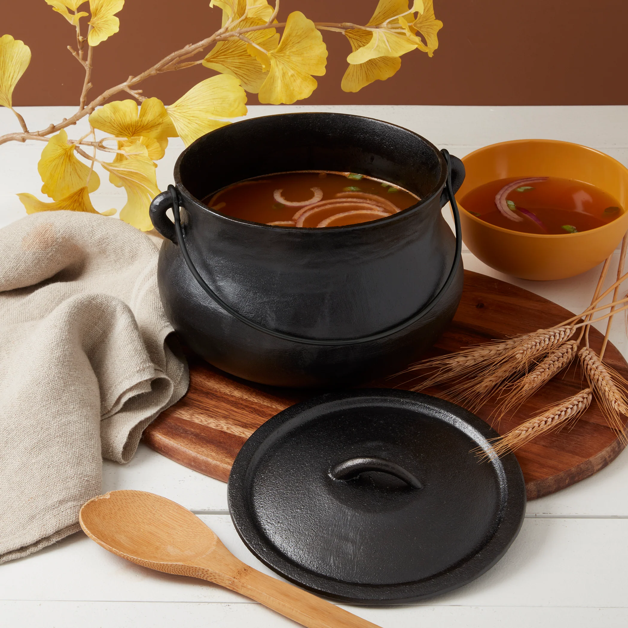 4-Quart Cast Iron Cauldron Pot with Handle - Image 8