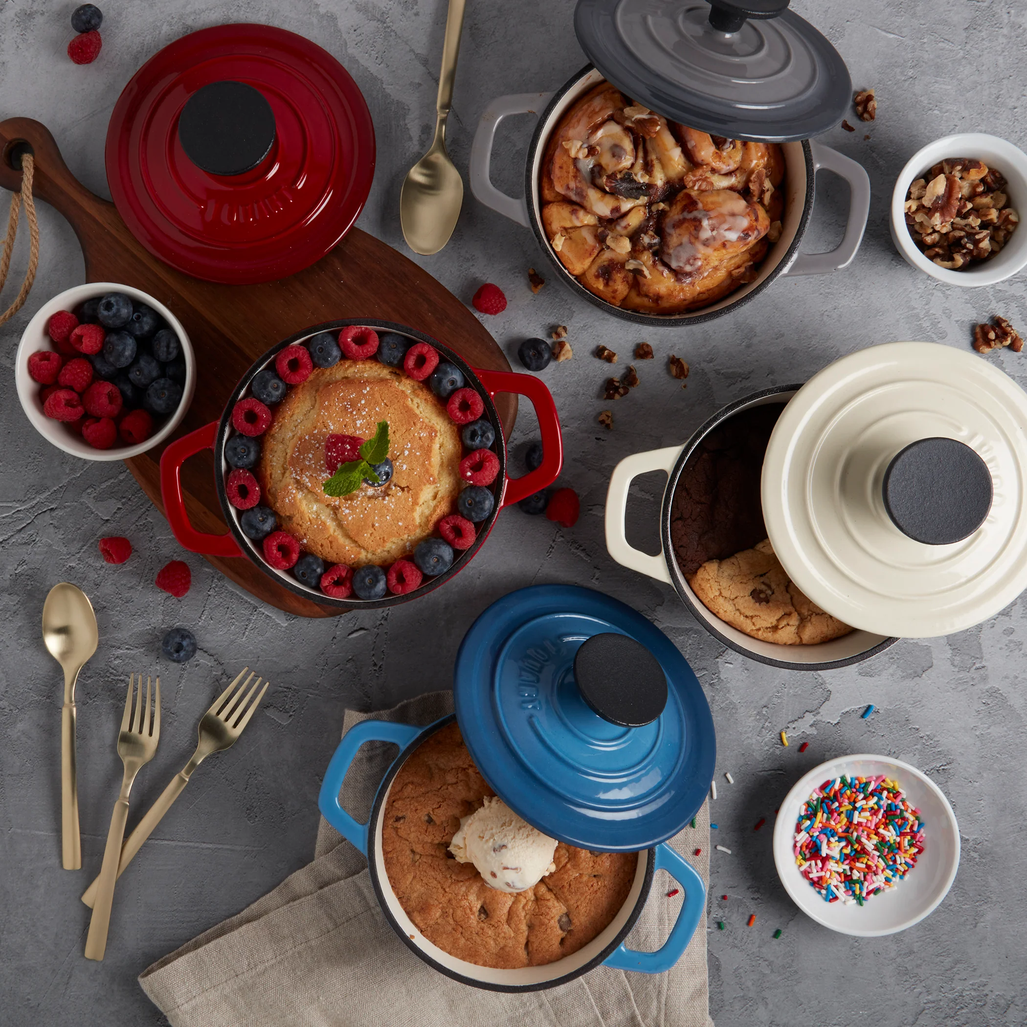 5-Quart Enameled Cast Iron Dutch Oven, Blue - Image 3